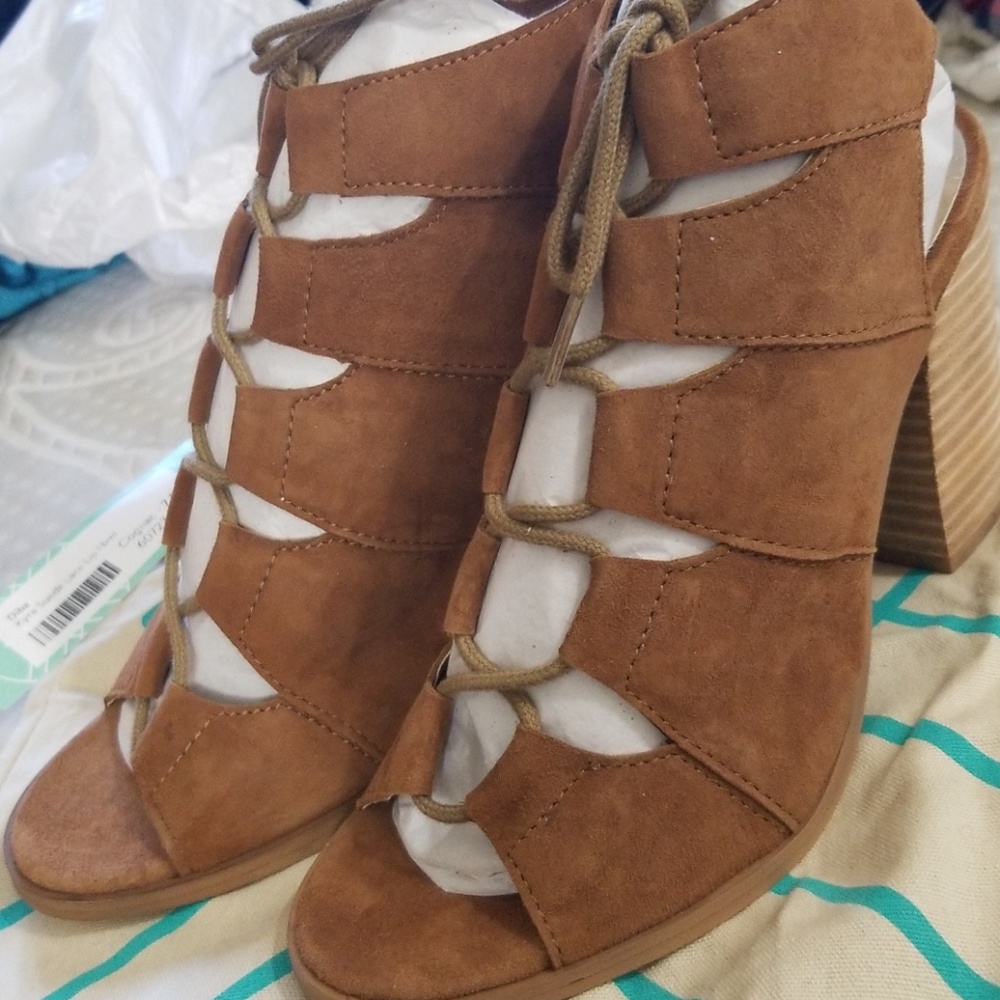 Diba heels